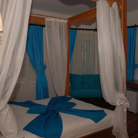 Mavi Inci Park Otel Erdek Quarto foto