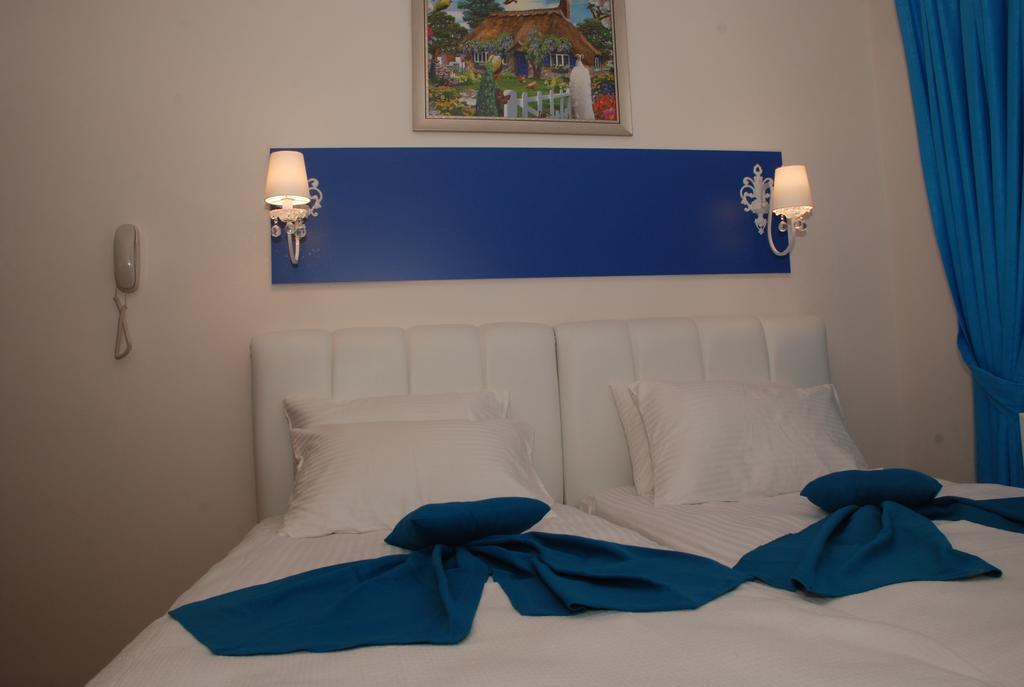 Mavi Inci Park Otel Erdek Quarto foto