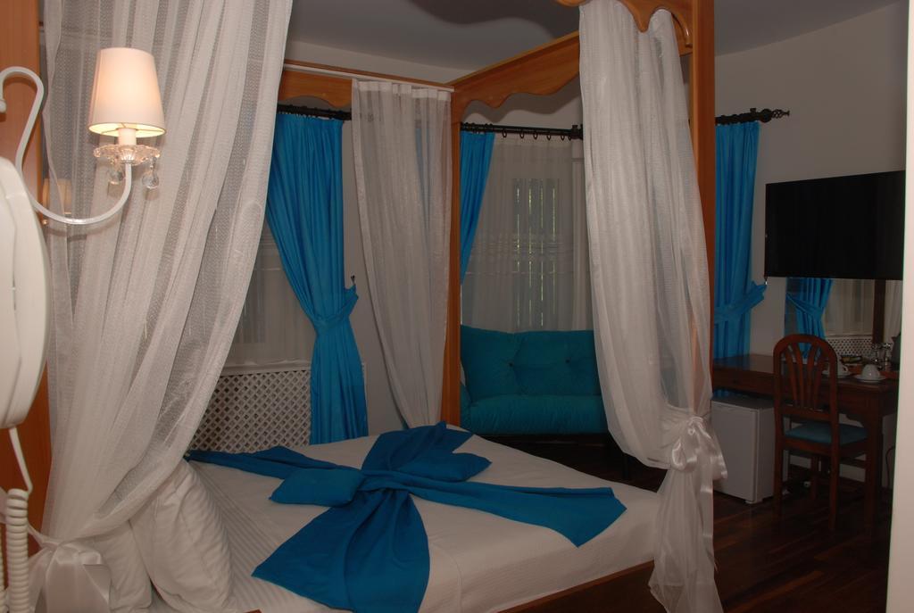 Mavi Inci Park Otel Erdek Quarto foto
